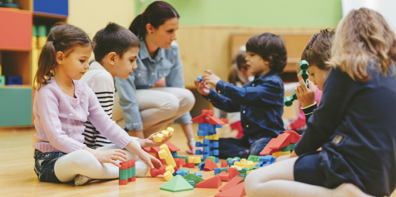 Schleswig-Holstein: Geringere Kita-Beiträge für Eltern mit unteren und mittleren Einkommen